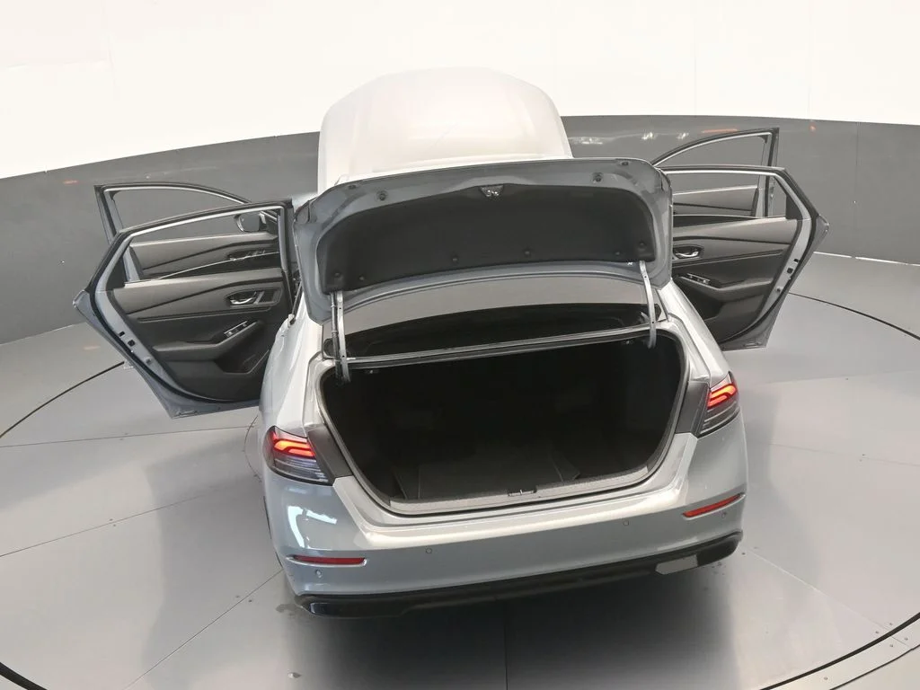 Used 2024 Solar Silver Metallic Honda Touring image 64