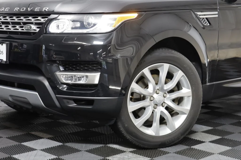 Used 2016 Santorini Black Land Rover 3.0L V6 Supercharged HSE image 4