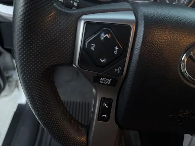 Used 2023 White Toyota SR5 image 17