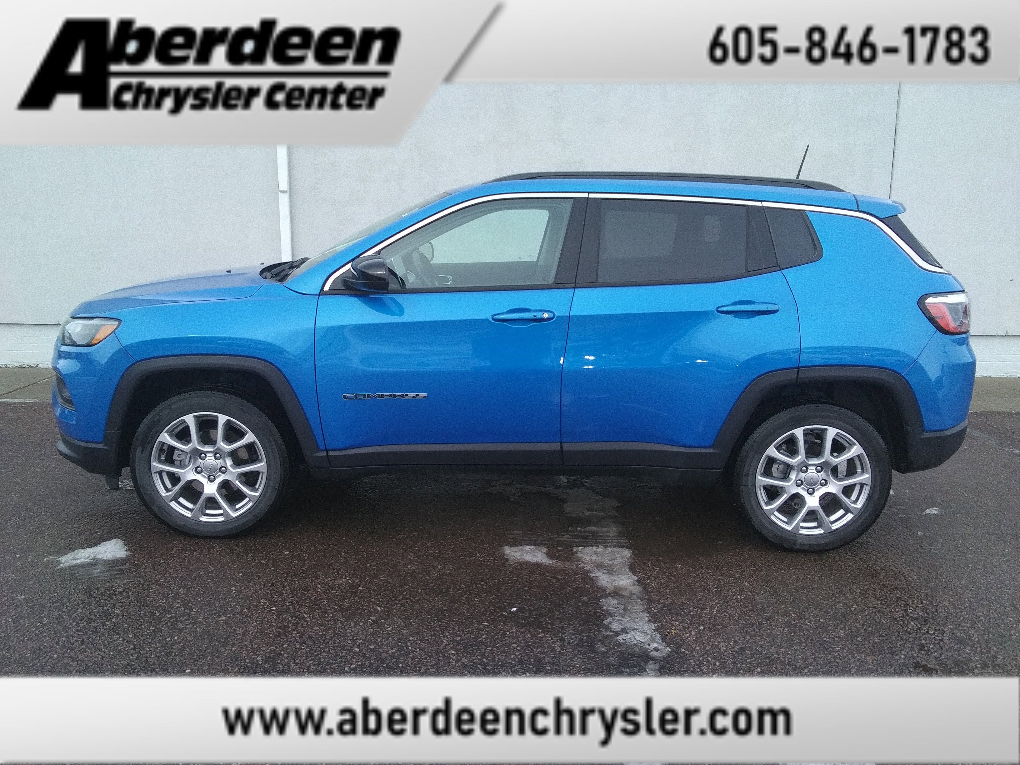 2022 Jeep Compass Latitude Lux