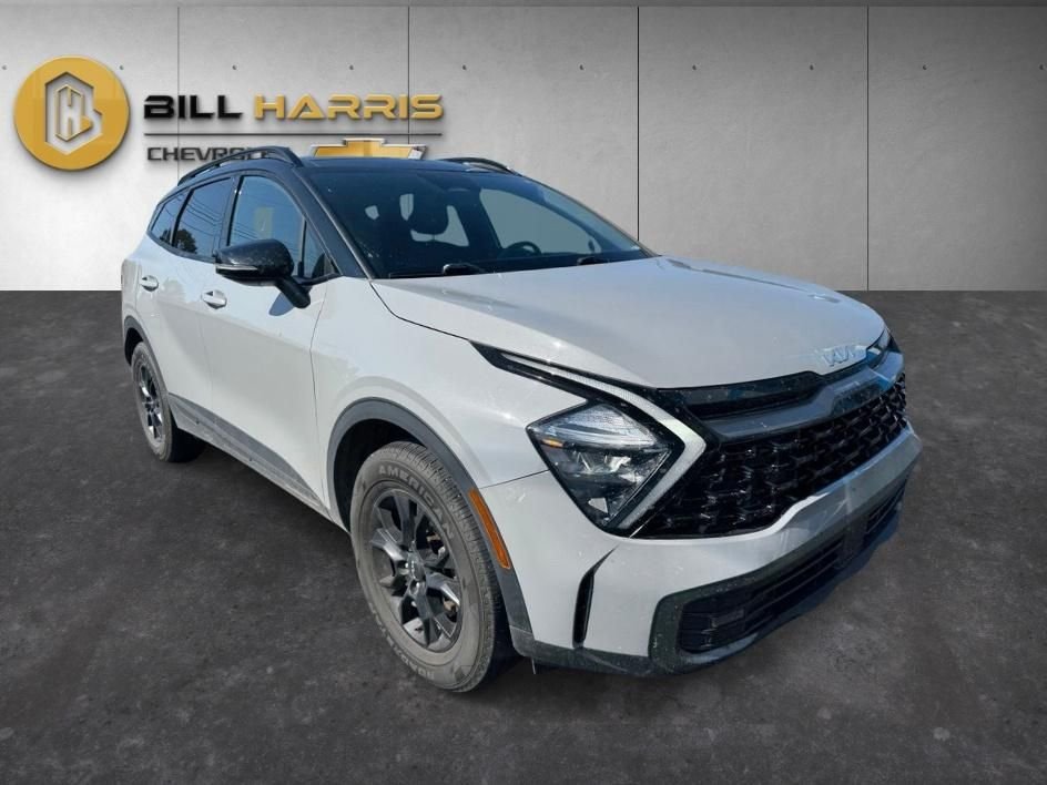 Used 2023 Gray Kia X-Pro image 3