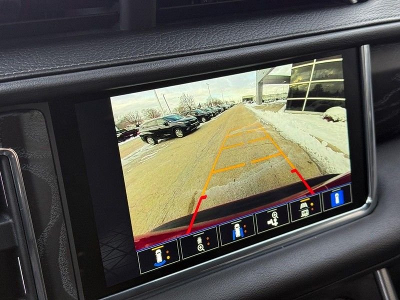 2023 GMC Yukon XL Denali - Photo 25