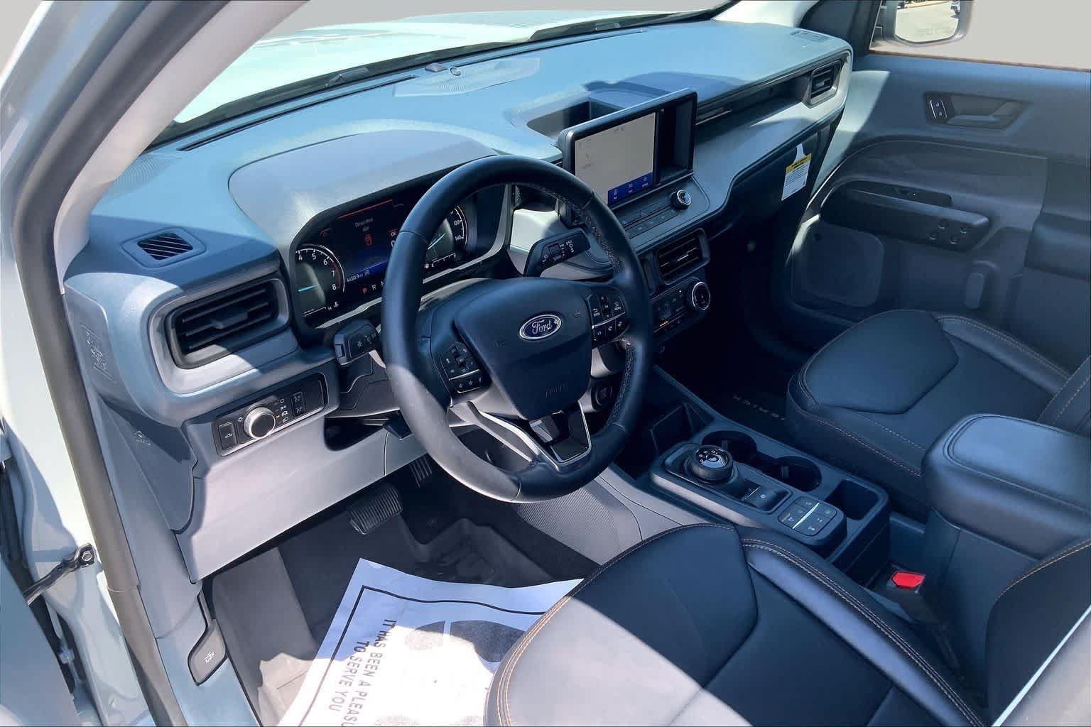 Used 2024 Cactus Gray Ford LARIAT Advanced image 18