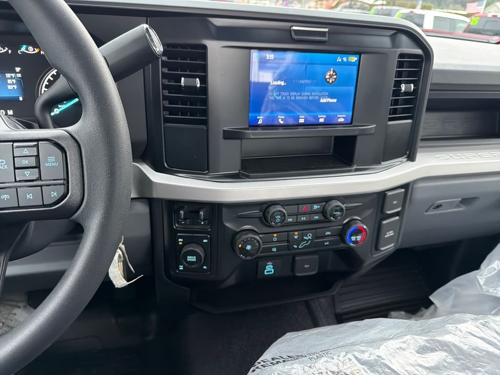 New 2026 Oxford White Ford XL image 20
