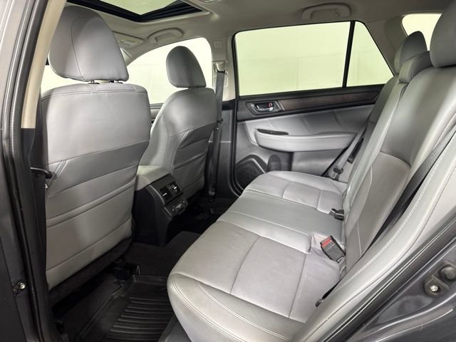 Used 2018 Gray Subaru 2.5i image 12