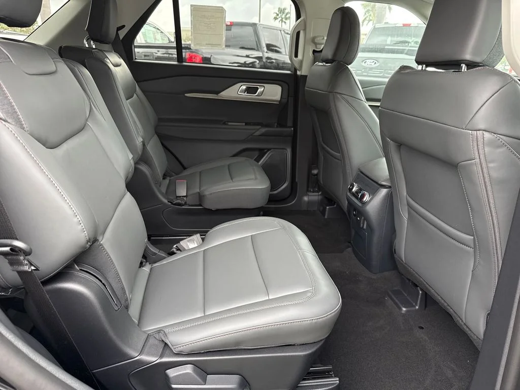 New 2026 Black Ford Active image 24