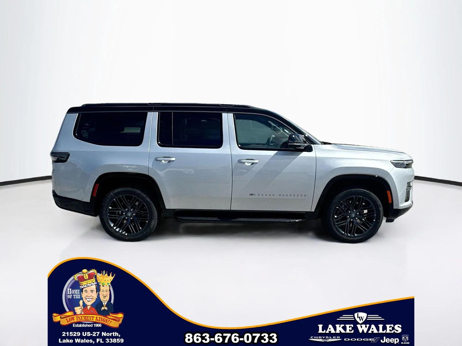New 2026 Silver-Zynith Exterior Paint Jeep Grand Wagoneer image 7