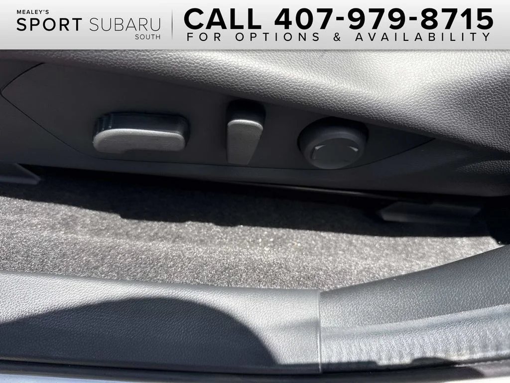 New 2026 CRYSTAL WHITE PEARL Subaru Premium image 23