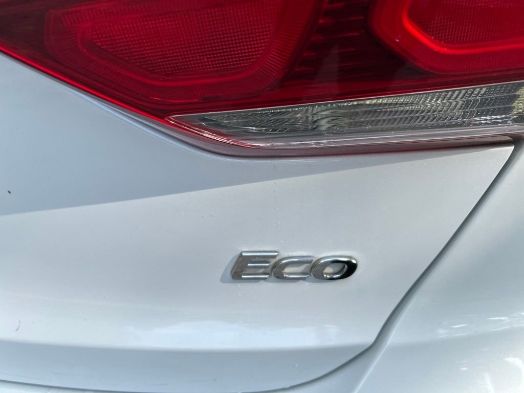 2017 Hyundai Elantra Eco - Photo 10