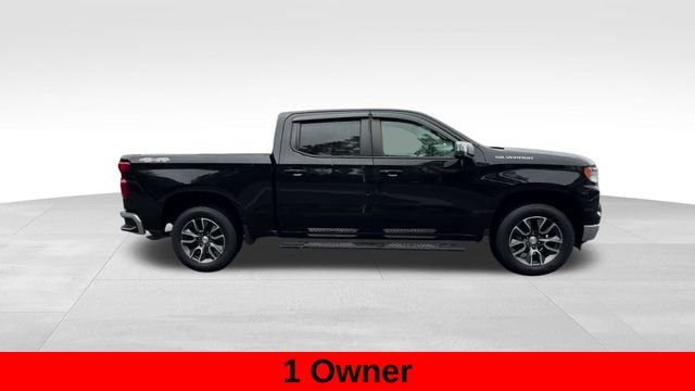 Used 2022 Black Chevrolet LT image 6