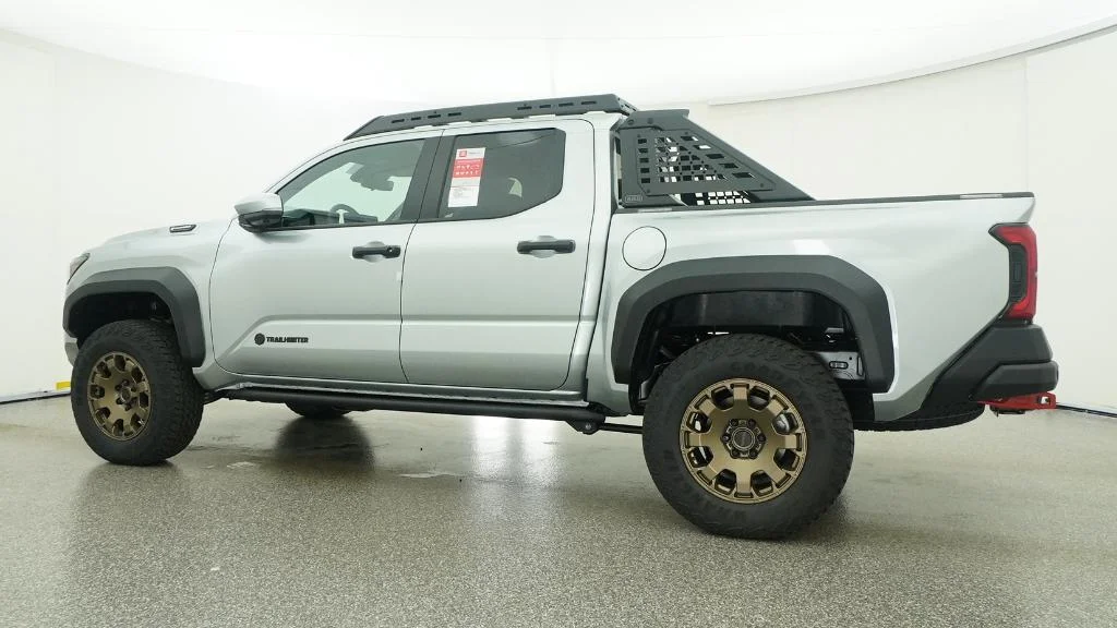 New 2026 Celestial Silver Metallic Toyota Trailhunter image 2