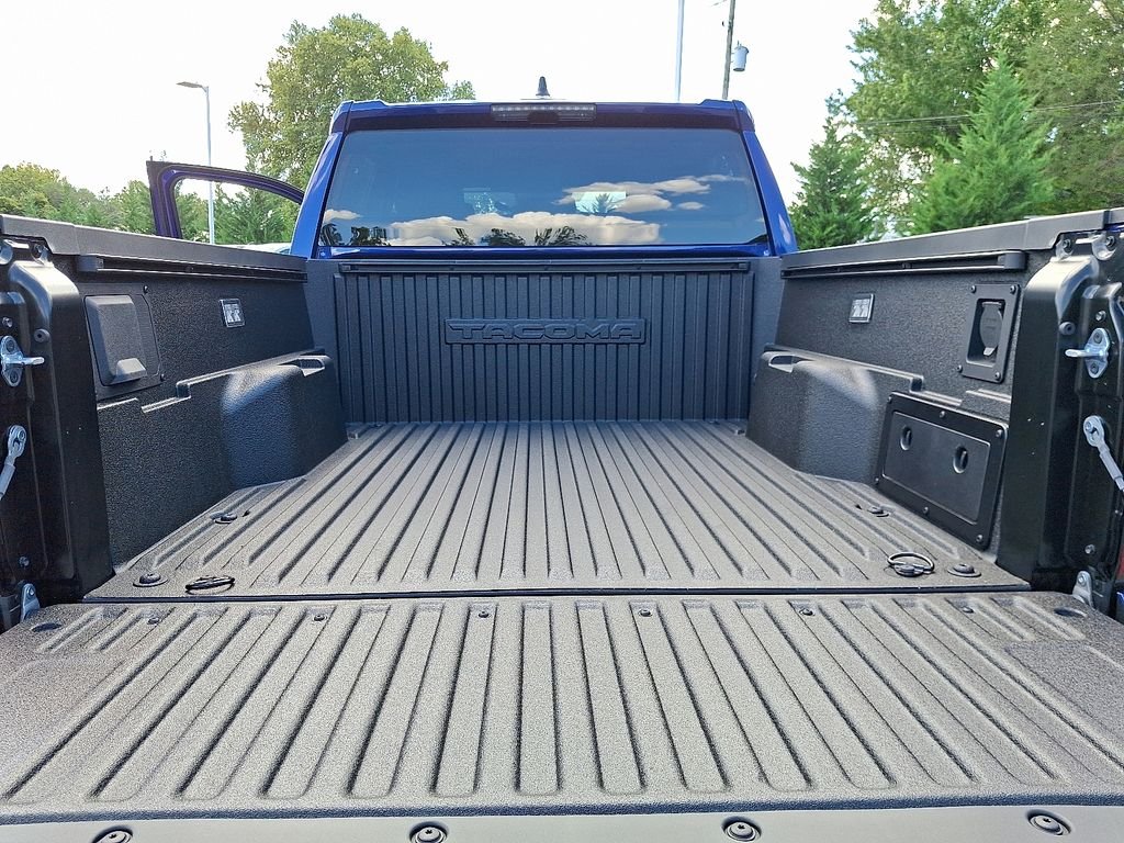 2025 Toyota Tacoma TRD Off Road - Photo 19