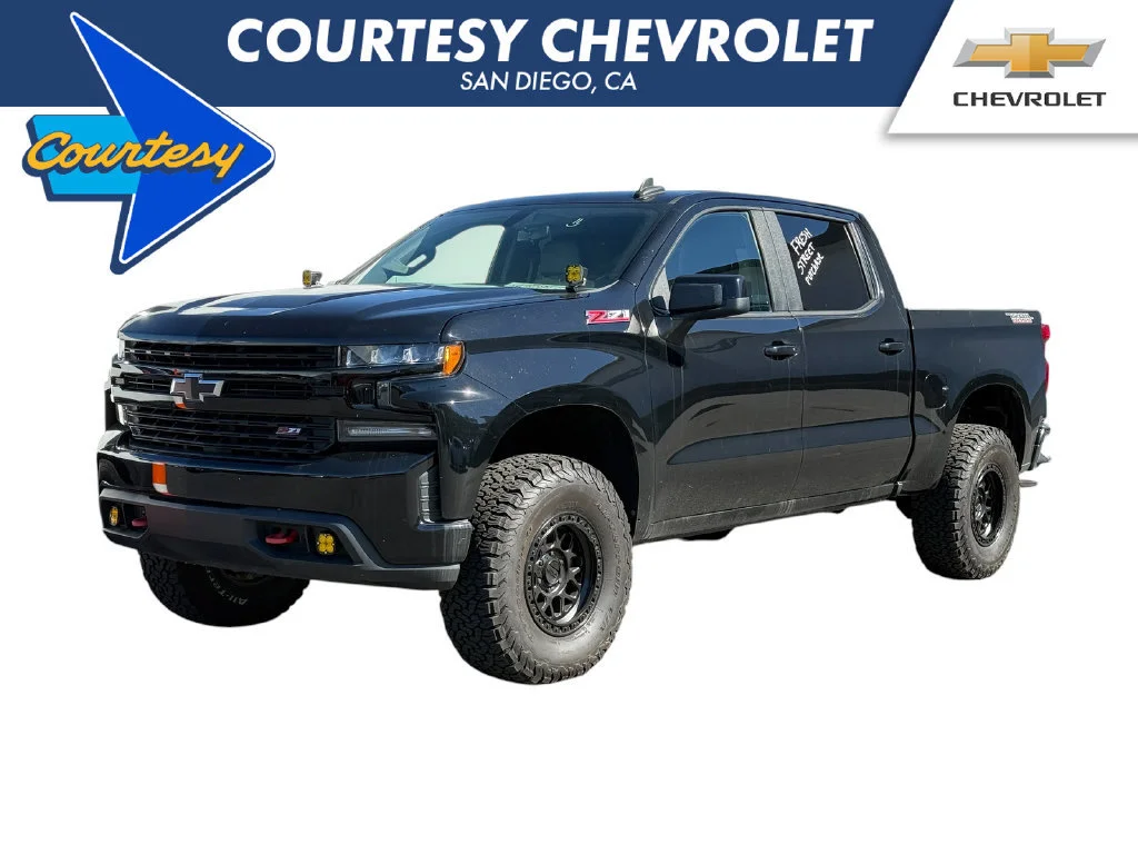 Used 2021 BLACK Chevrolet LT Trail Boss image 1