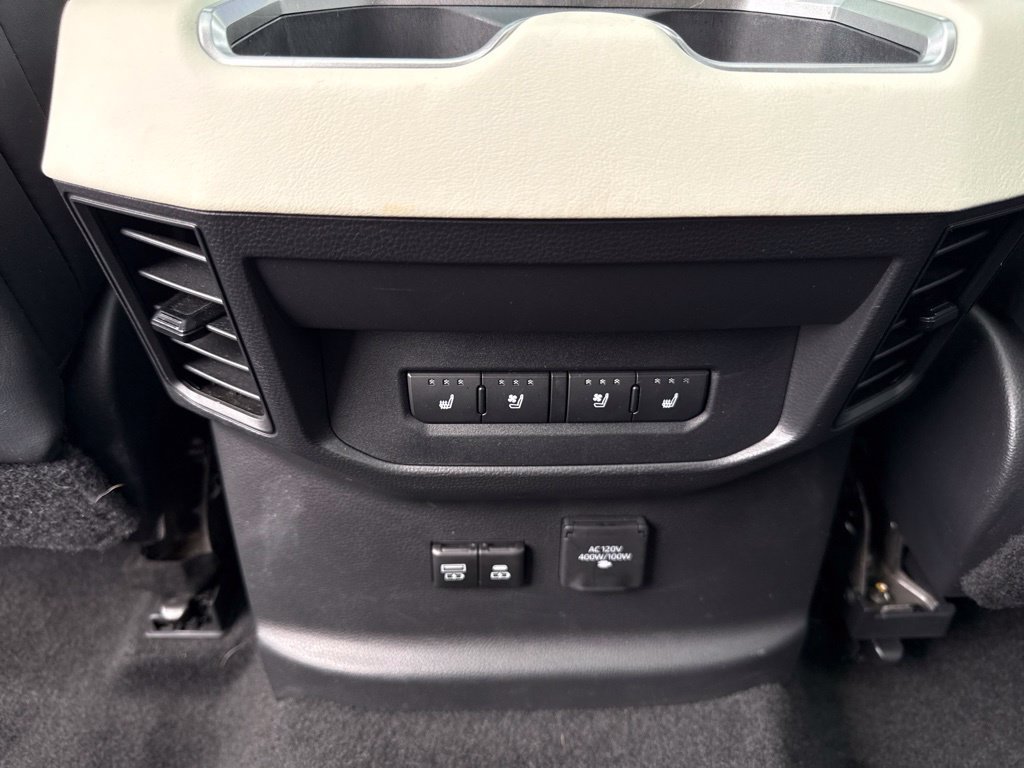 Used 2022 White Toyota Capstone image 20