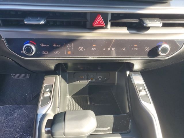 2025 Kia Sorento S - Photo 18