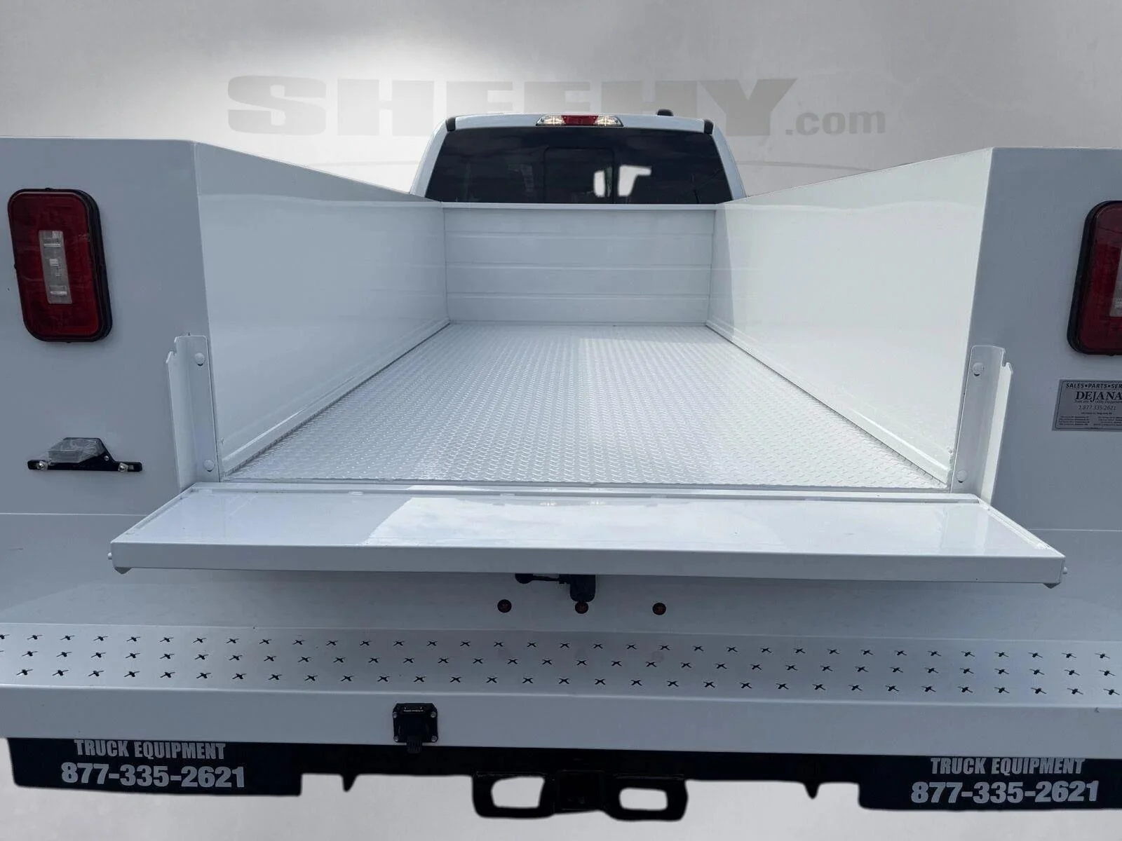 New 2026 Oxford White Ford XL image 7