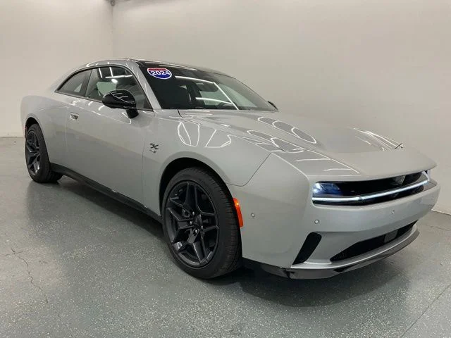 Used 2024  Dodge R/T image 8