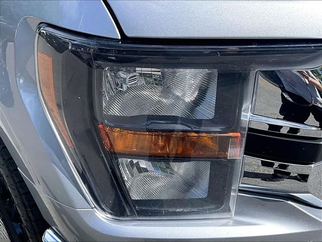 Used 2023 Silver Ford XLT image 31