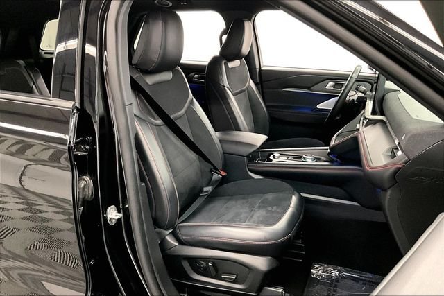 2025 Ford Explorer ST - Photo 8