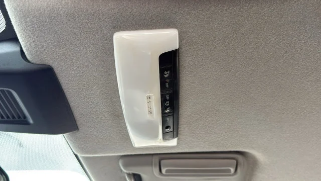 Used 2022 Gray Nissan SR image 26