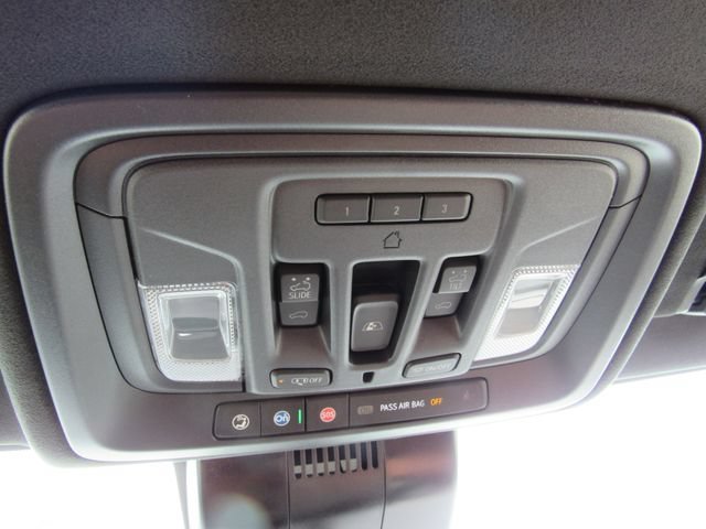 New 2026 Glacier White Tricoat GMC Denali Ultimate image 29