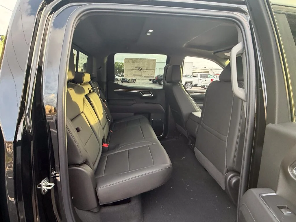 2026 Chevrolet Silverado 1500 LT - Photo 13