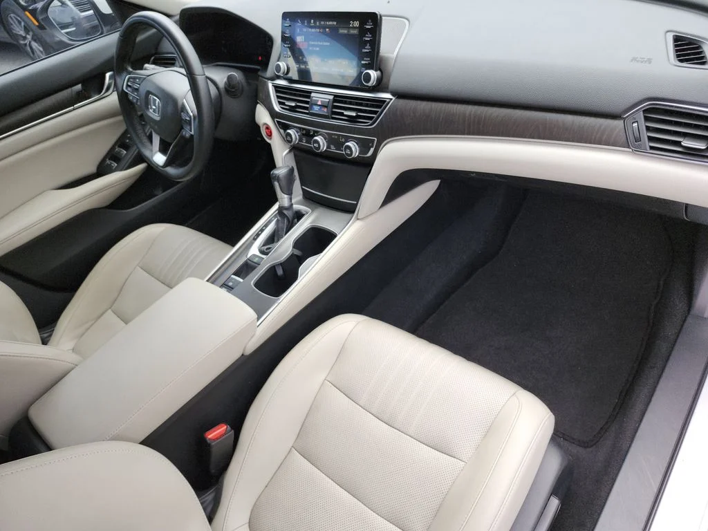 Used 2019 White Honda EX-L image 9