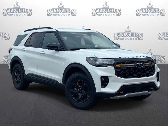 New 2026 White Ford Tremor image 1
