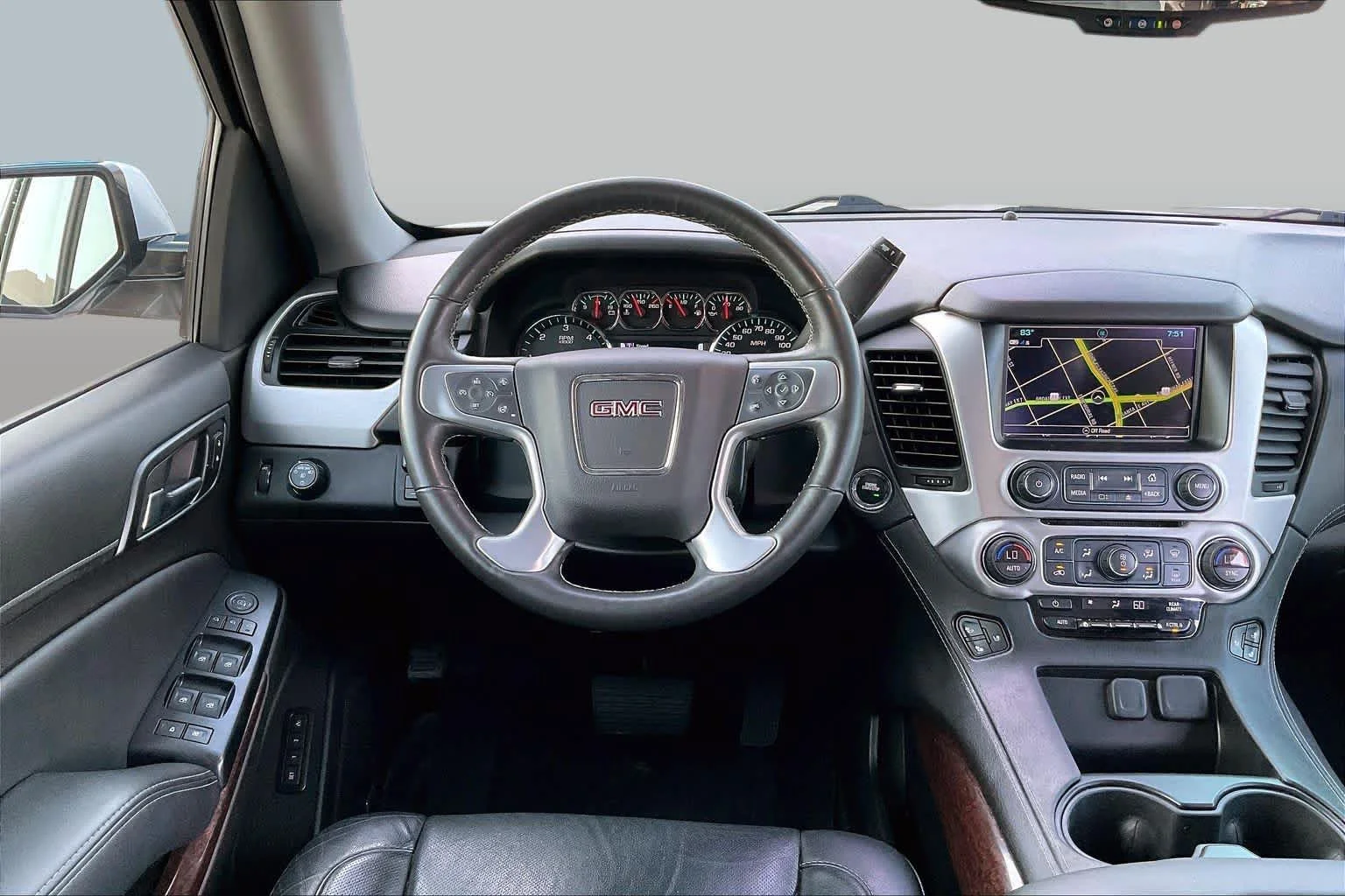 Used 2017 White Frost Tricoat GMC SLT image 6