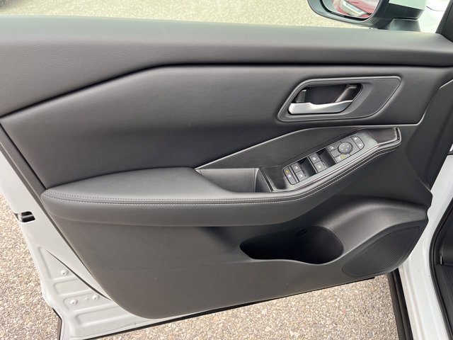 2026 Nissan Rogue SV - Photo 10