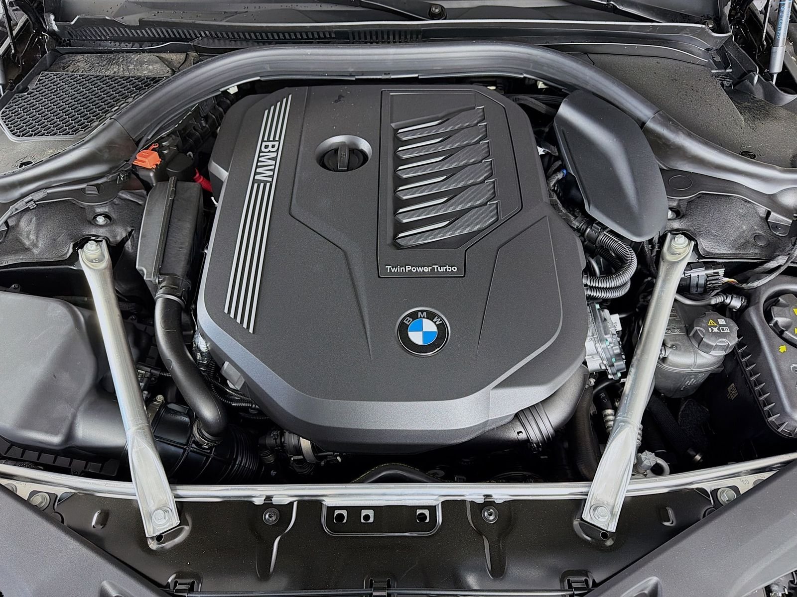 2026 BMW 8 Series 840i - Photo 29