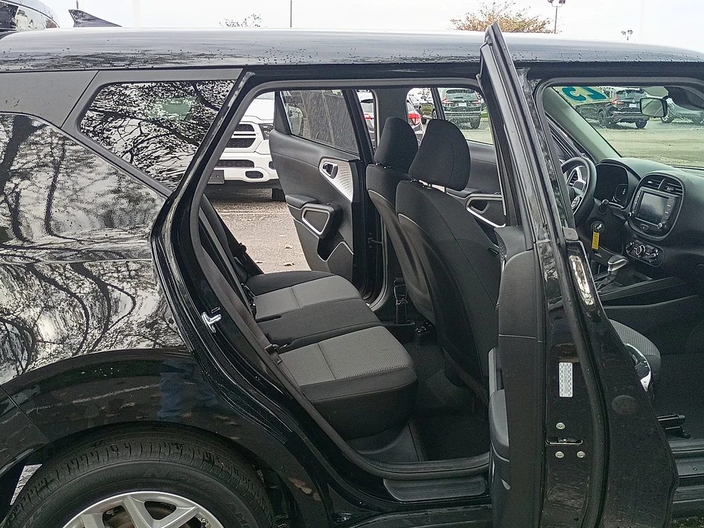 Used 2025 Fusion Black Kia LX image 15