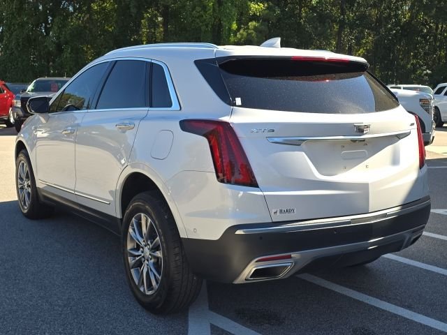 2021 Cadillac XT5 Premium Luxury photo 3