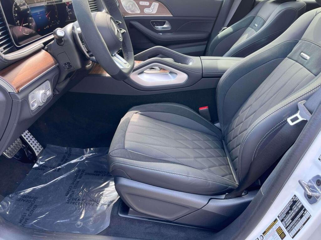 New 2026 Polar White Mercedes-Benz AMG® GLE 53 image 15
