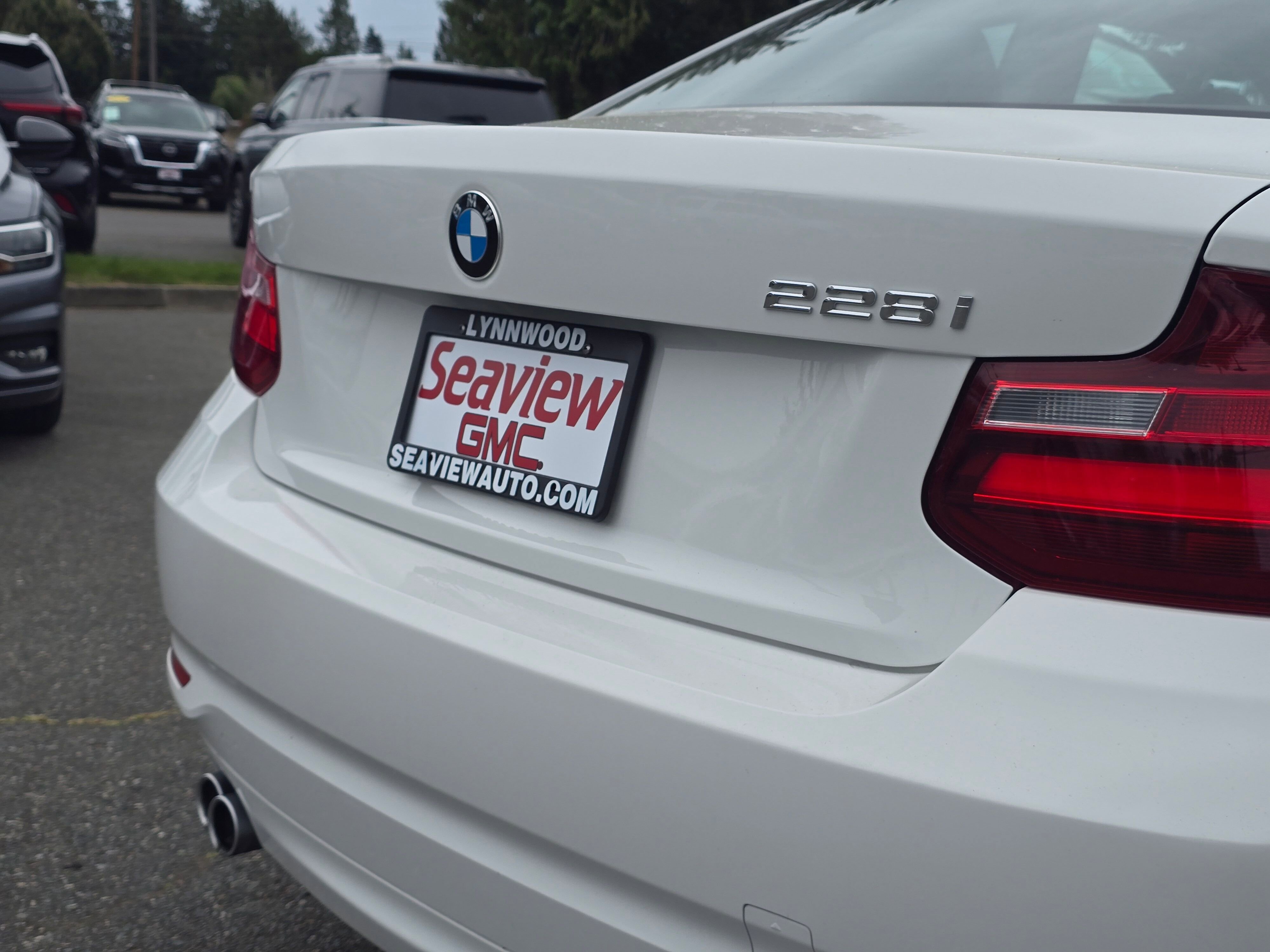 Used 2014  BMW 228i image 13