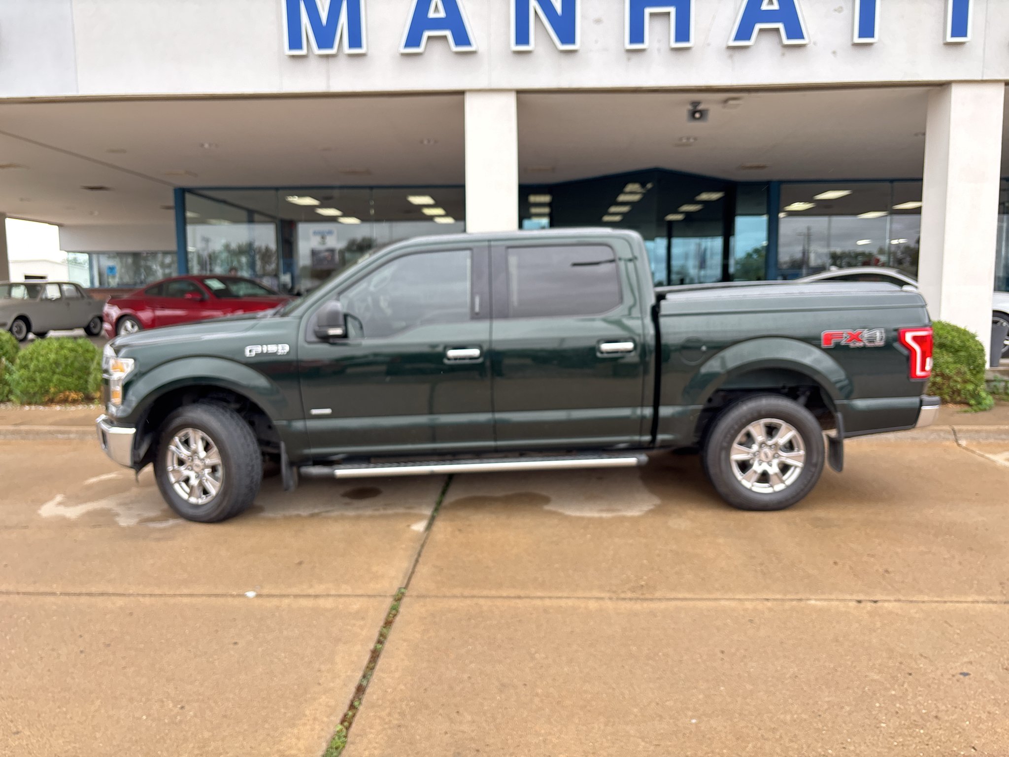 Used 2015 Green Gem Metallic Ford XLT image 11