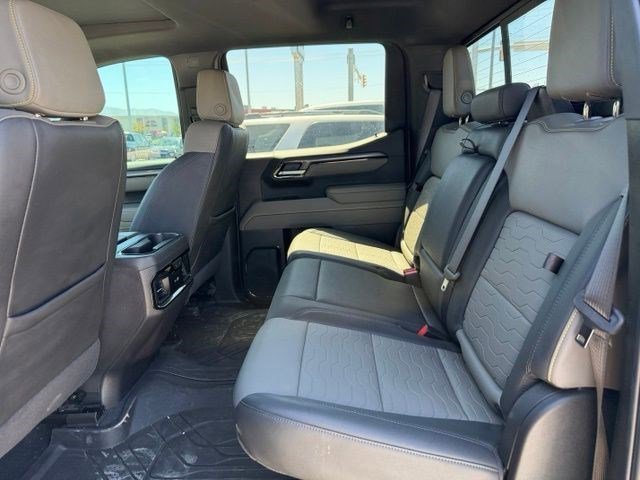 Used 2025 Black Chevrolet ZR2 image 8