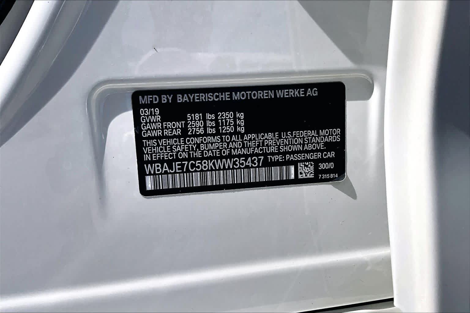 Used 2019 Alpine White BMW 540i xDrive image 33