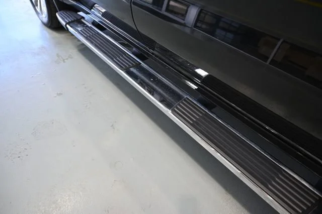 Used 2021 Black Chevrolet High Country image 29