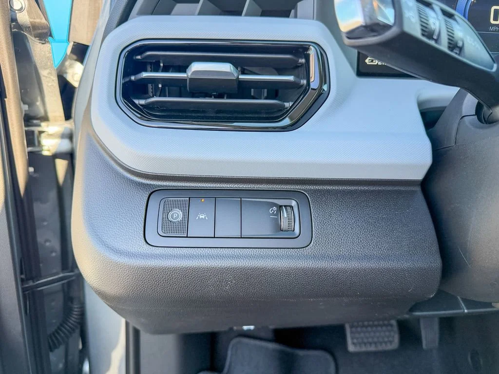 New 2027 Sterling Grey Metallic Chevrolet LT image 16