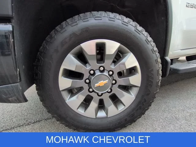 Certified Used 2025 Summit White Chevrolet Custom image 33