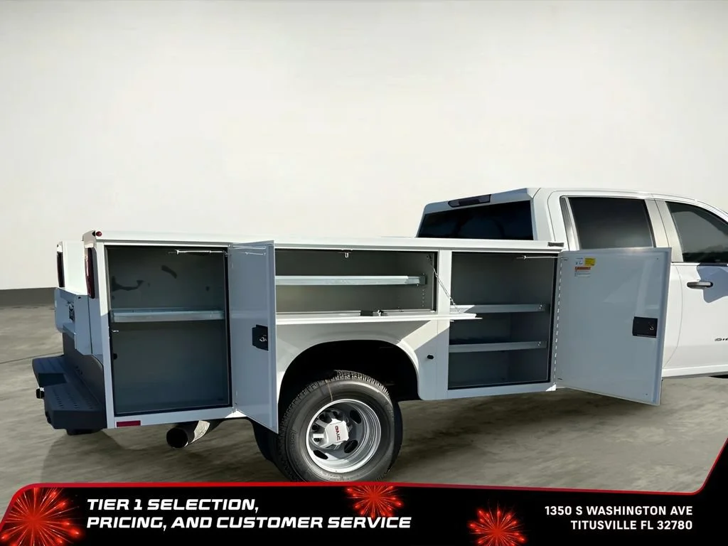 New 2026 Summit White GMC Pro image 11