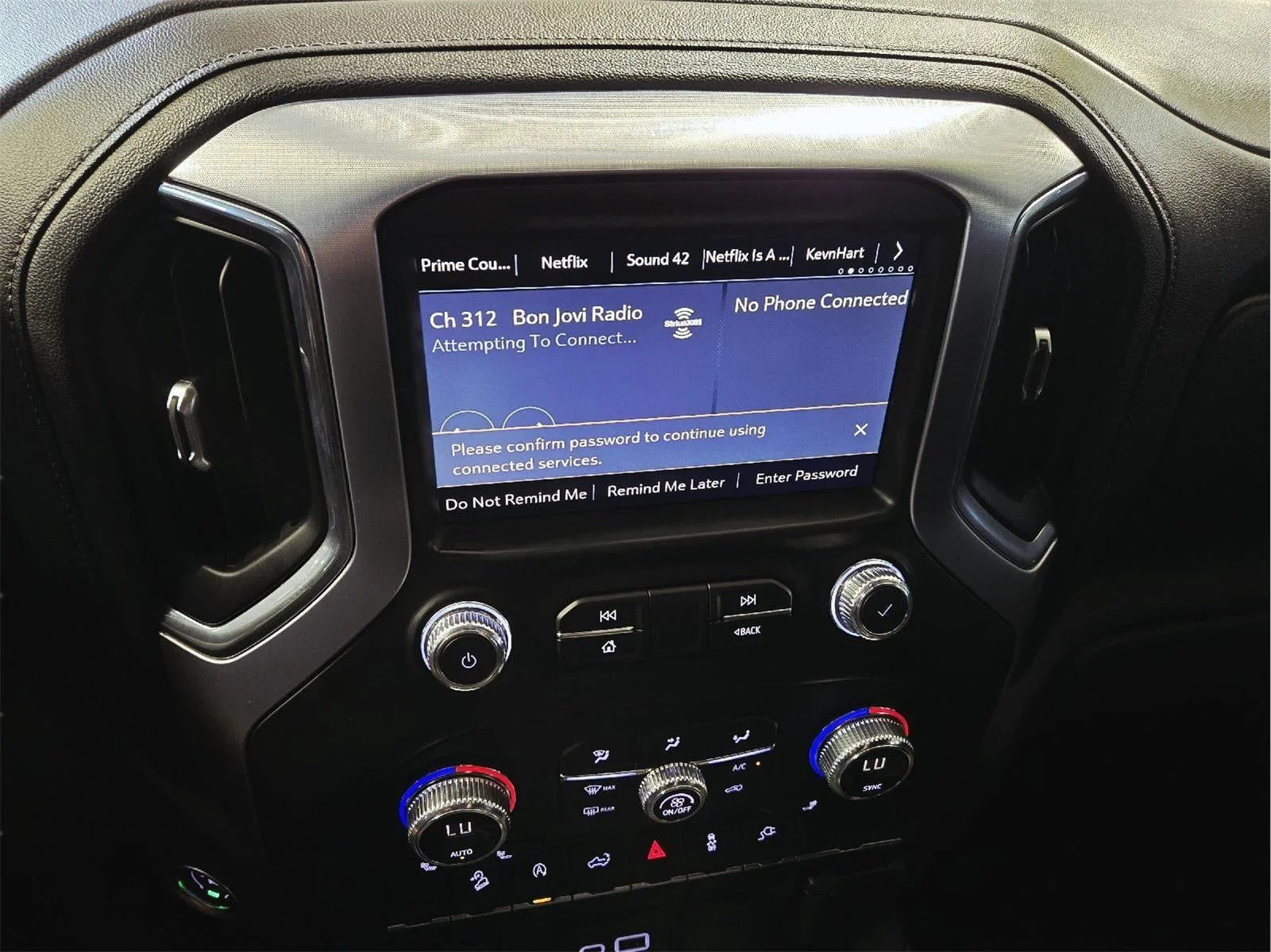 Used 2021 Summit White GMC Elevation image 35