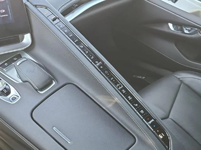 Used 2024 Black Chevrolet 2LT image 23