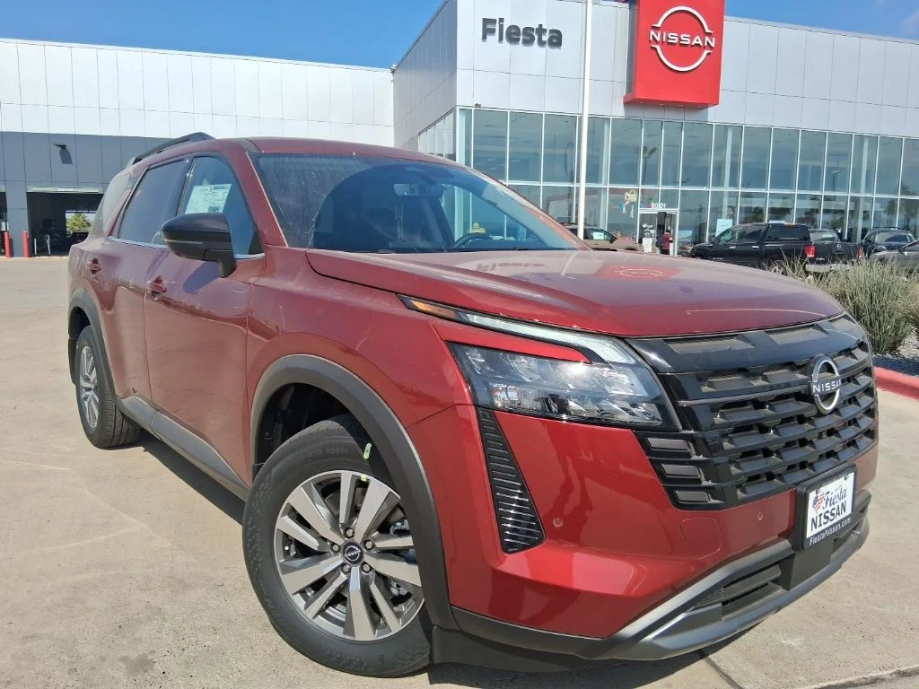 New 2026 Scarlet Ember Tintcoat Nissan SL image 1