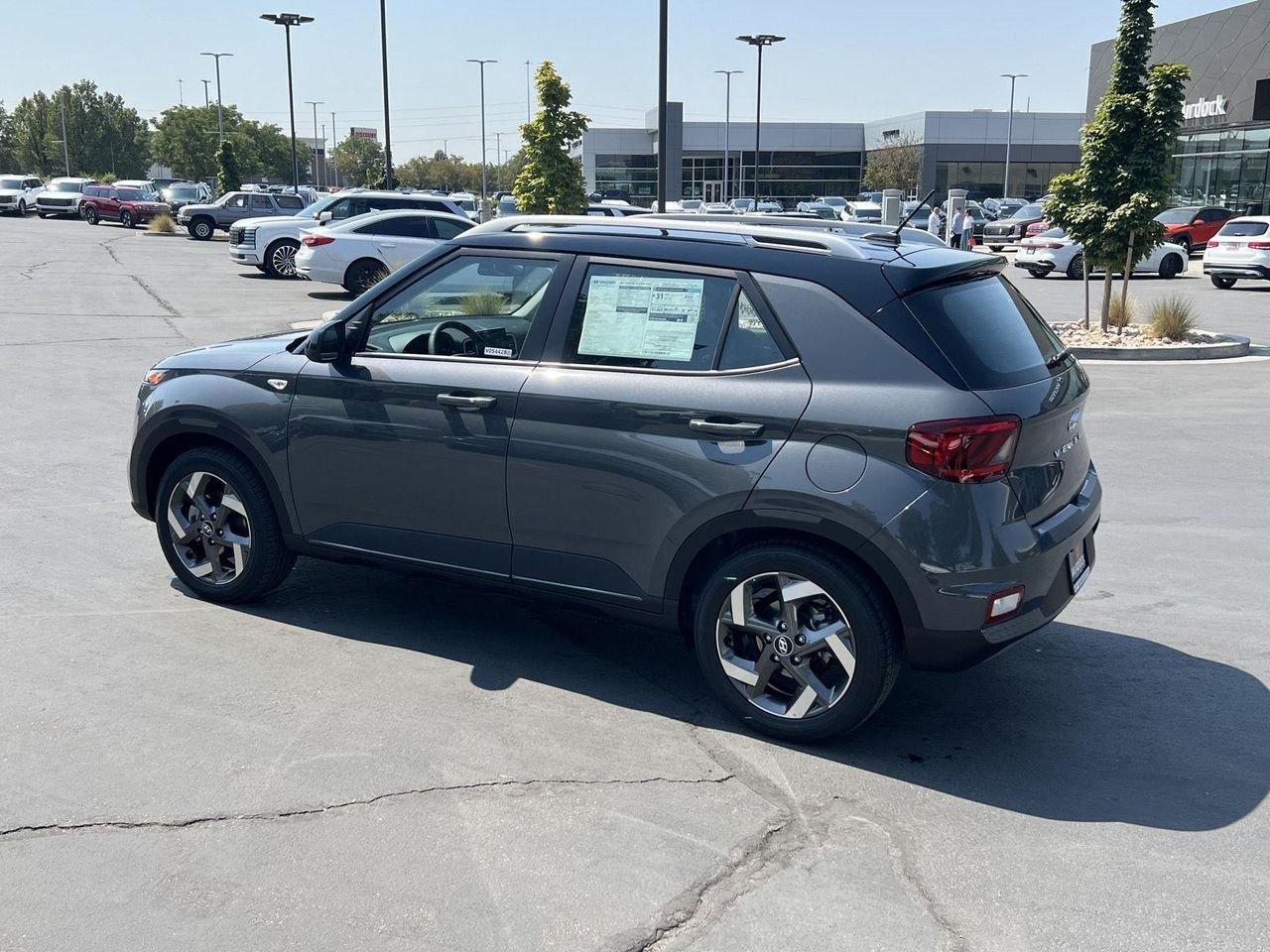 New 2026 Ecotronic Gray w/Black Roof Hyundai SEL w/Two-Tone Roof image 48