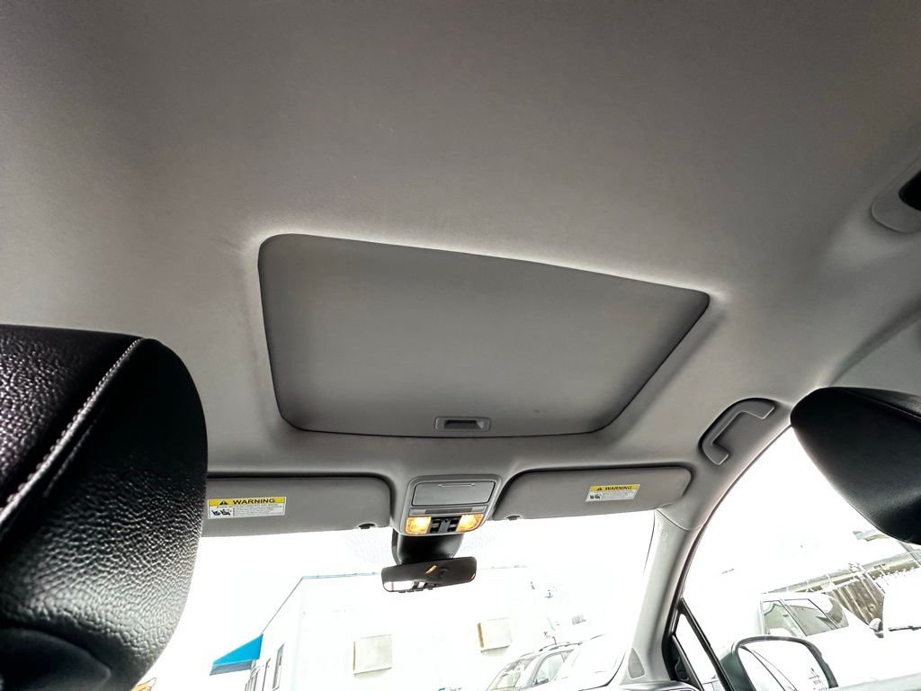 2024 Honda Odyssey EX-L - Photo 19