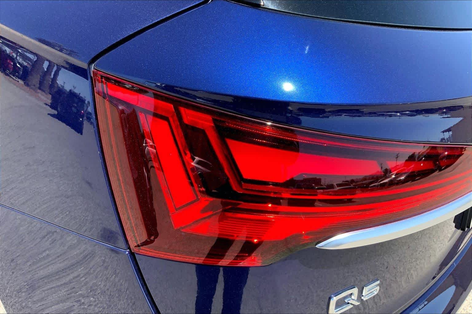Used 2023 Navarra Blue Metallic Audi S line Premium image 29