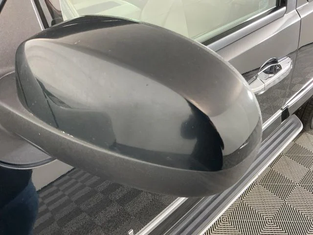 Used 2007 Onyx Black GMC Denali image 5