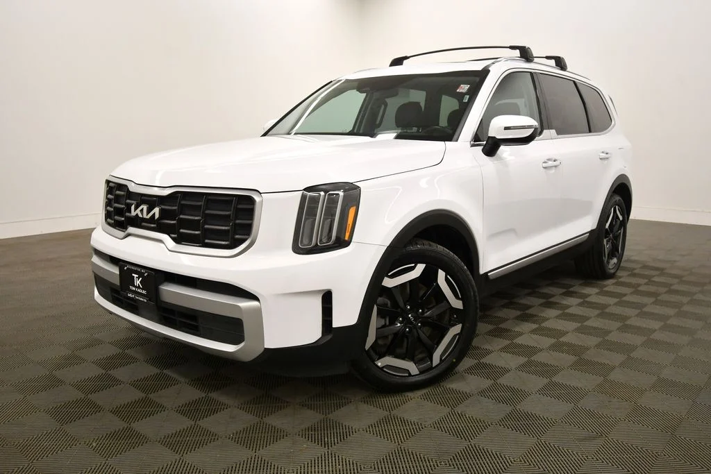 Certified 2025 Kia Telluride S with VIN 5XYP6DGC6SG587595 for sale in Rochester, Minnesota